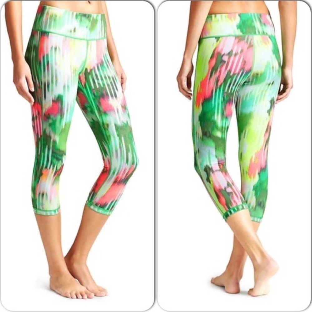 Athleta Wailea Chaturanga Capri Leggings vibrant green/pink XS NWT
